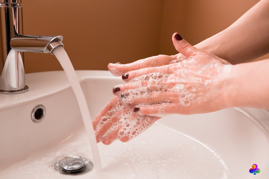 خشکی پوست دست پس از شستشو
